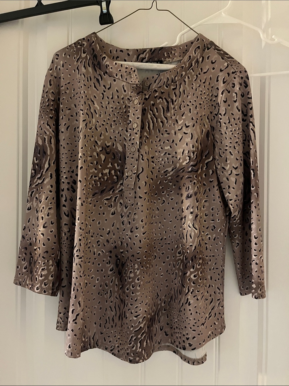 Womens Taupe Animal-Print Satin Henley Blouse